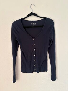 Hollister Navy Ribbed V-Neck Button-Up Long Sleeve